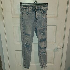 American Eagle Outfitters Light Blue Distressed Skinny Jeans